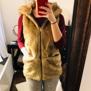 Zara fur vest
